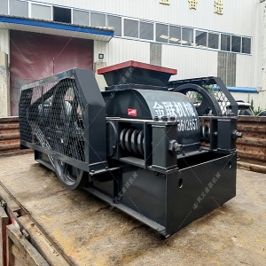 2PG400X250小型對輥破碎機發貨圖片_發往江蘇蘇州_破碎硅鐵