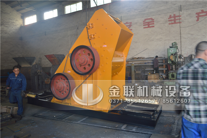 哪個廠家煤矸石粉碎機價格低，多少錢一臺？