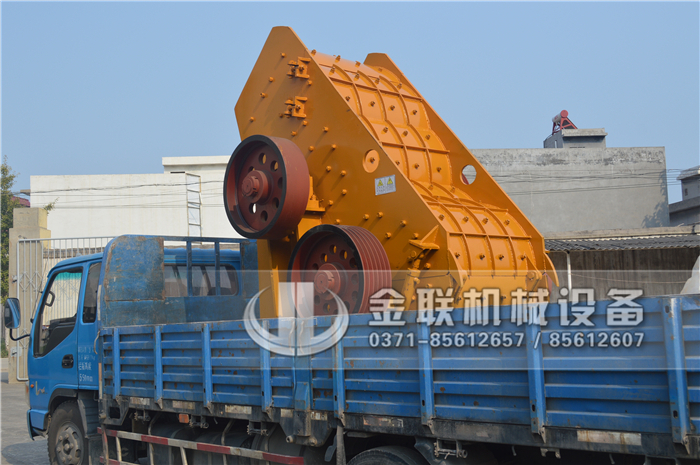 哪個廠家煤矸石粉碎機價格低，多少錢一臺？