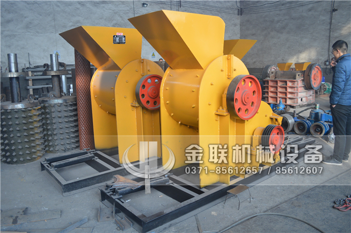 時產(chǎn)50噸煤泥粉碎機多少錢一臺，哪個型號合適使用？