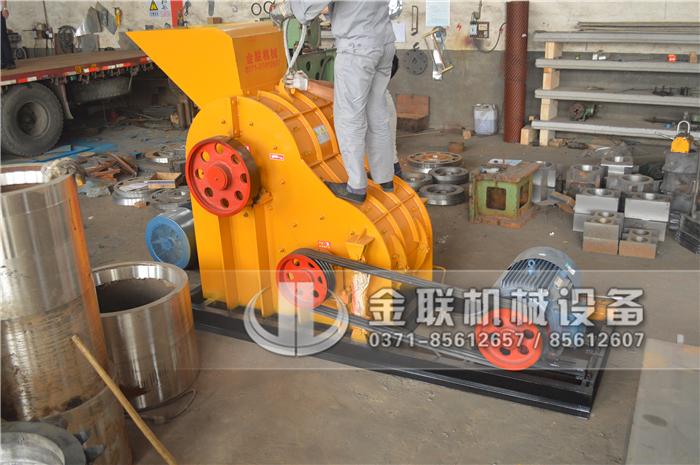 河南原煤破碎機(jī)哪個(gè)廠家價(jià)格低,可以選擇的型號(hào)多嗎? 河南原煤破碎機(jī)哪個(gè)廠家價(jià)格低,可以選擇的型號(hào)多嗎?