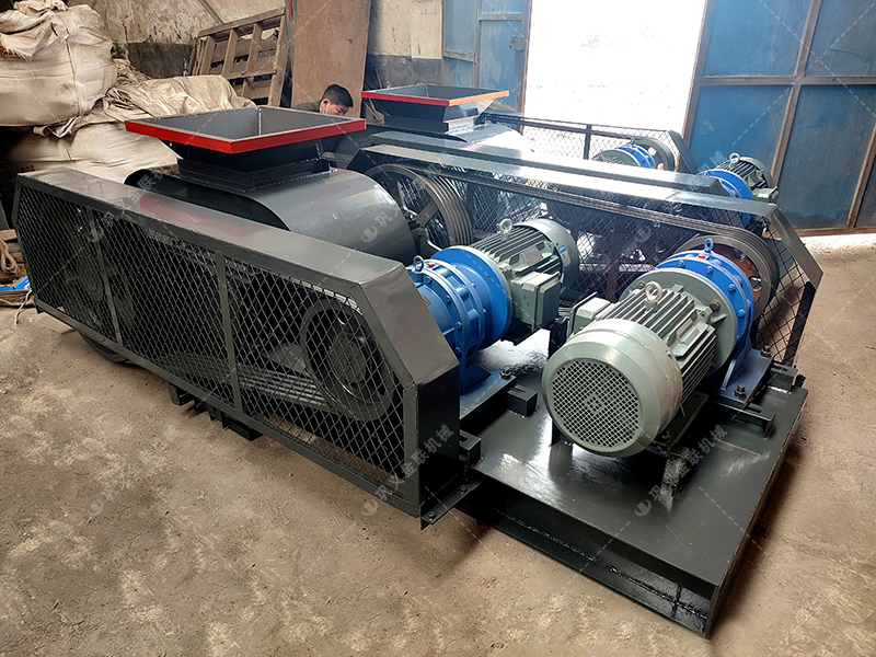 2PG400x400小型對輥破碎機發貨圖片_發往廣西雨林_破碎沙子 2PG400x400小型對輥破碎機發貨圖片_發往廣西雨林_破碎沙子