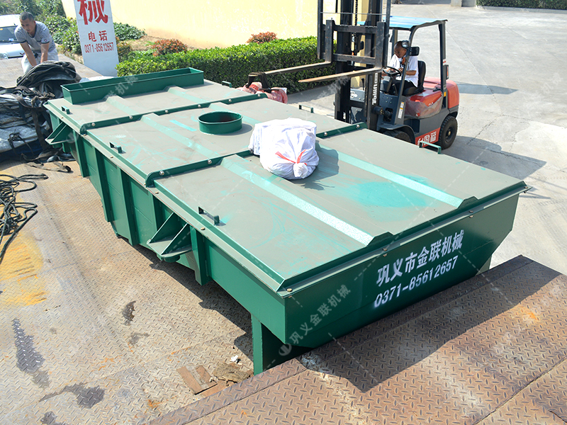 兩臺小型對輥破碎機和直線篩發貨圖片_發往江蘇南通_處理硅石 兩臺小型對輥破碎機和直線篩發貨圖片_發往江蘇南通_處理硅石