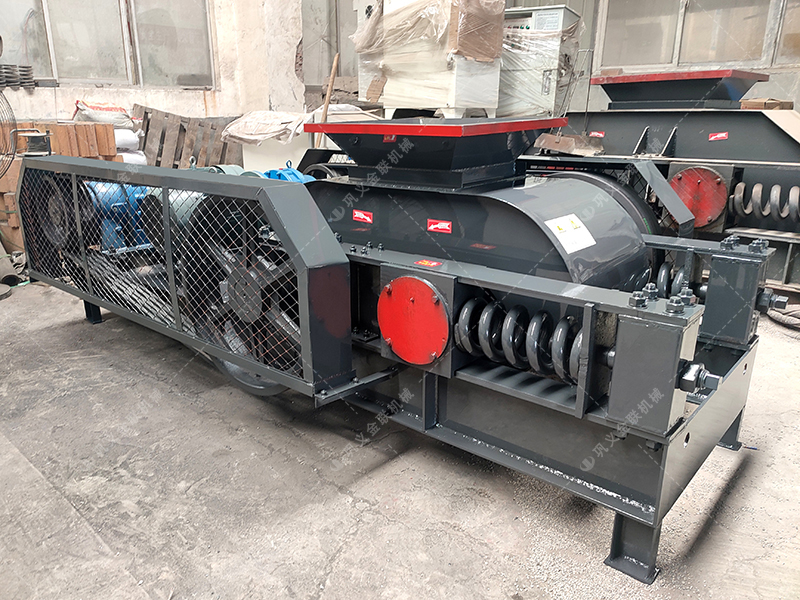 2PG610X400對輥破碎機(jī)發(fā)貨圖片_發(fā)往福建龍巖_鵝卵石制沙 2PG610X400對輥破碎機(jī)發(fā)貨圖片_發(fā)往福建龍巖_鵝卵石制沙