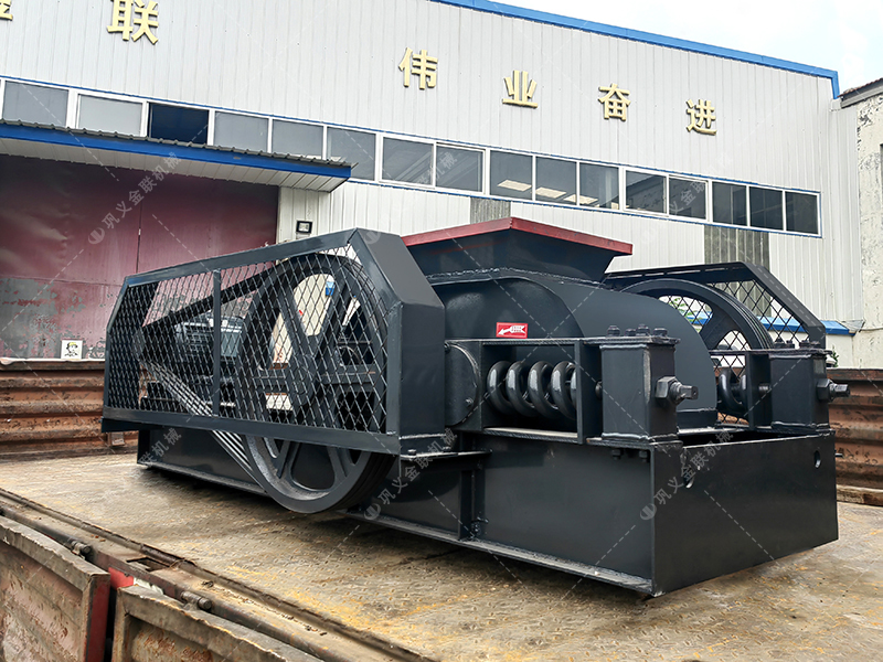 2PG小型對輥破碎機發貨現場圖片_發往江西撫州_破碎玻璃 2PG小型對輥破碎機發貨現場圖片_發往江西撫州_破碎玻璃