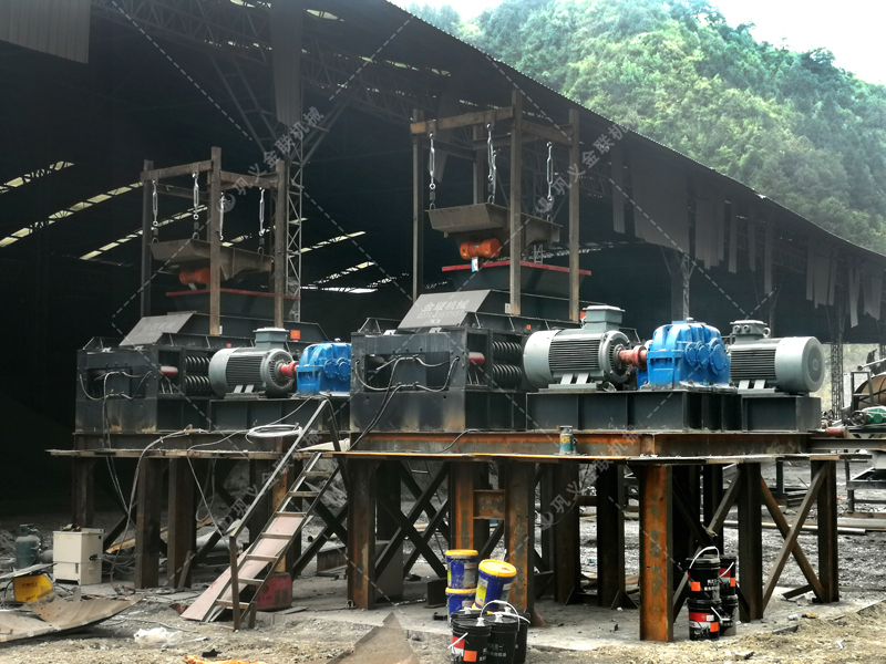 錘式破碎機和對輥破碎機區(qū)別在哪?如何進行選擇? 錘式破碎機和對輥破碎機區(qū)別在哪?如何進行選擇?